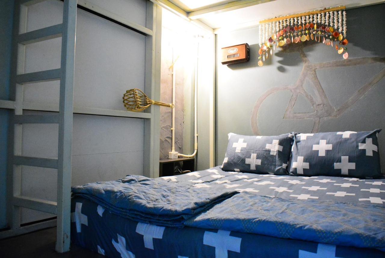 12Month Hostel Phuket Δωμάτιο φωτογραφία